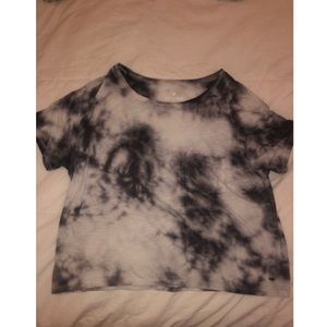 loose tie dye shirt